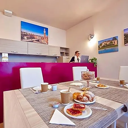 Domus Il Palio Bed and Breakfast Σιένα