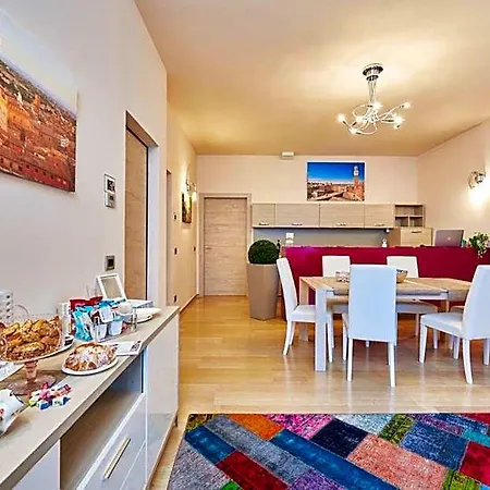 Bed and Breakfast Domus Il Palio 3*